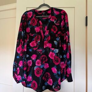 Torrid Harper 3/4 sleeve top size 3 floral Georgette